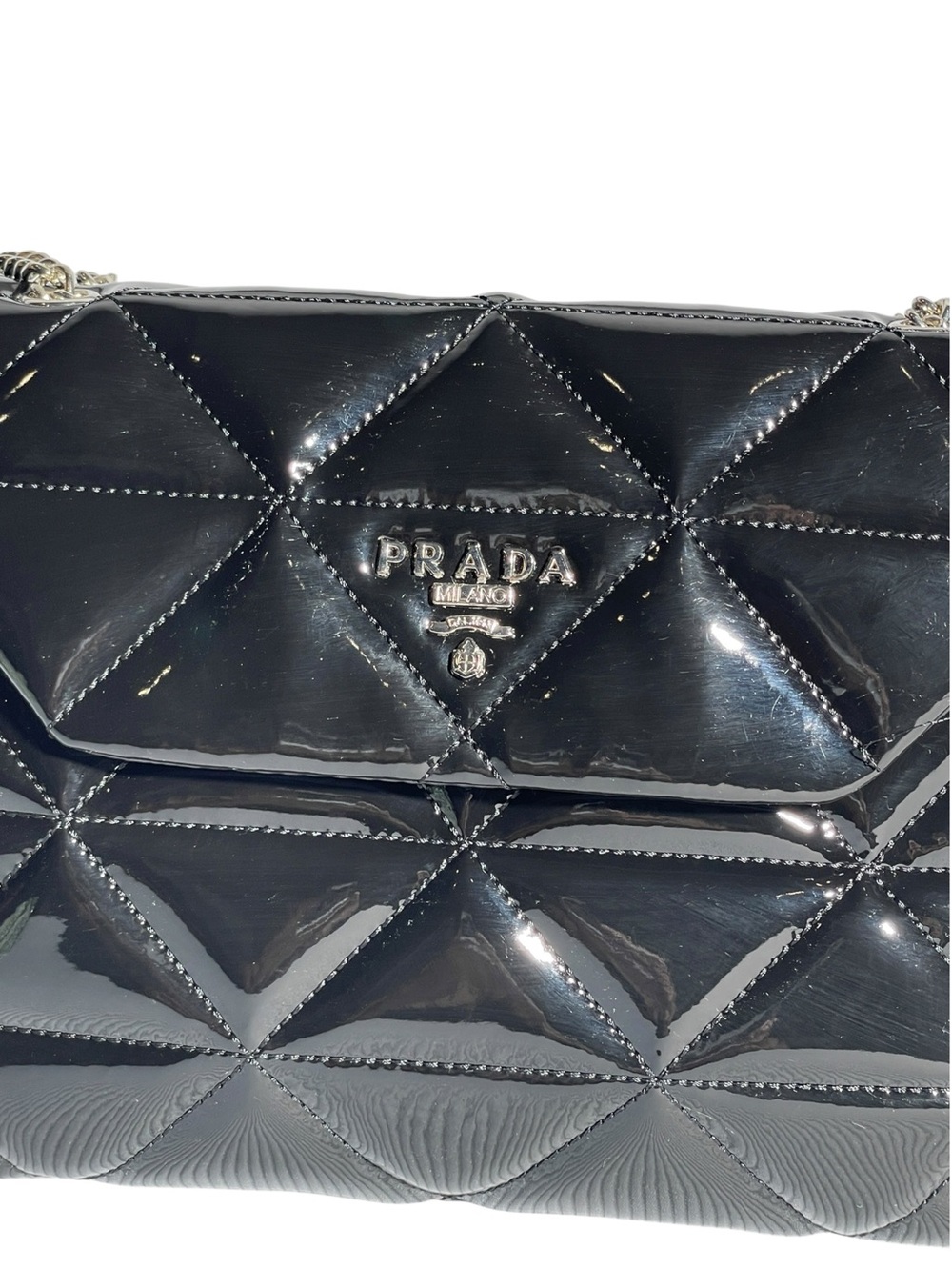 🖤 Black Patent Quilted Chain Shoulder Bag 🖤 - Picture 4 of 11